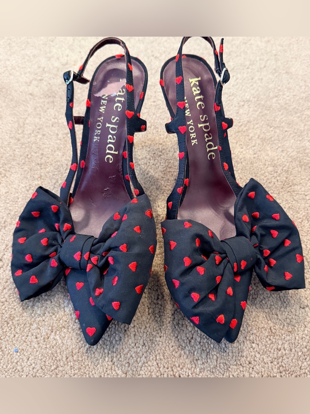 Kate Spade New York black slingback kitten heels red heart bow detail sz 7.5
